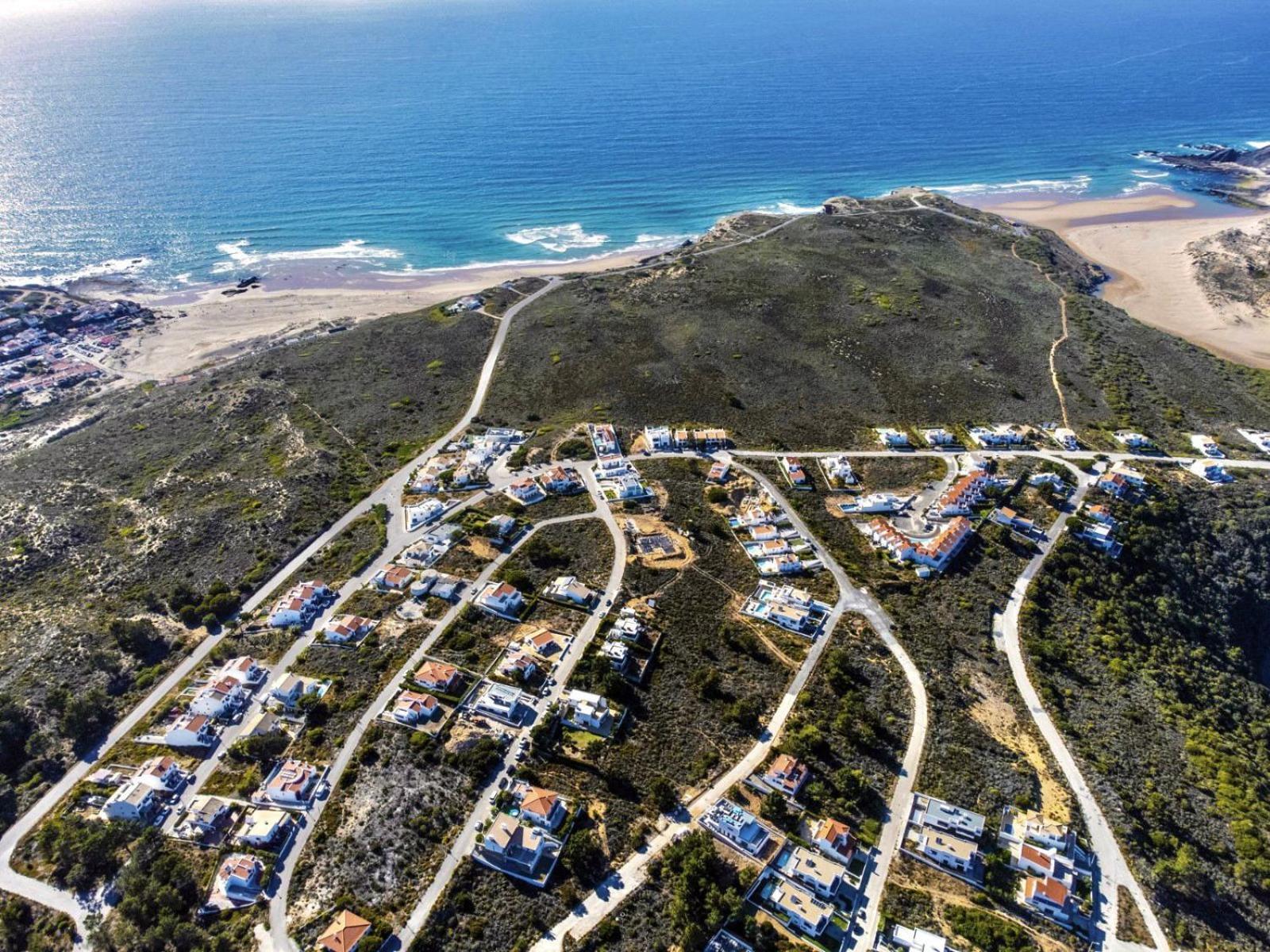 Beach House Clerigo - 2 Unique Apartments ألخيزور المظهر الخارجي الصورة